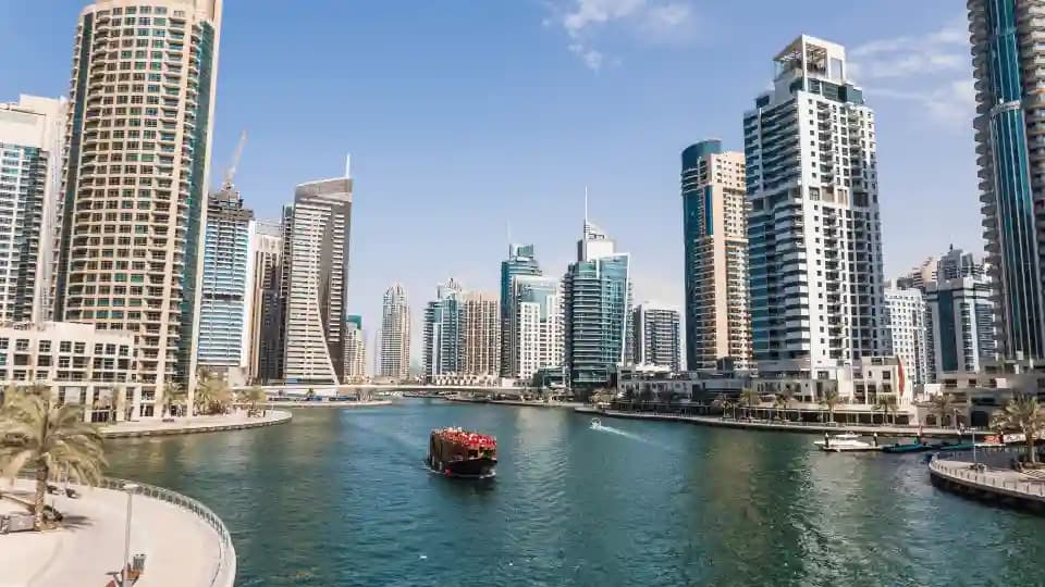 Why Dubai Is a Top Choice for Global Expats—and How XIPHIAS Immigration Makes Relocating Seamless