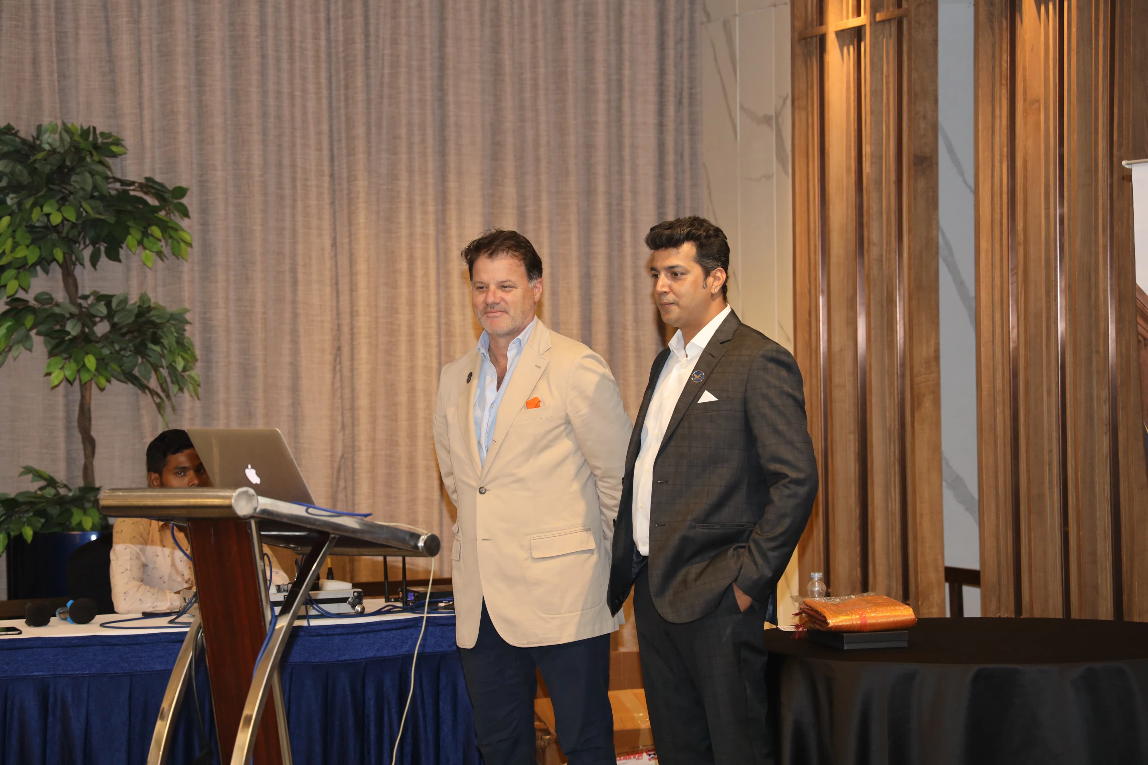 Get a U.S.A Green Card event photo 2