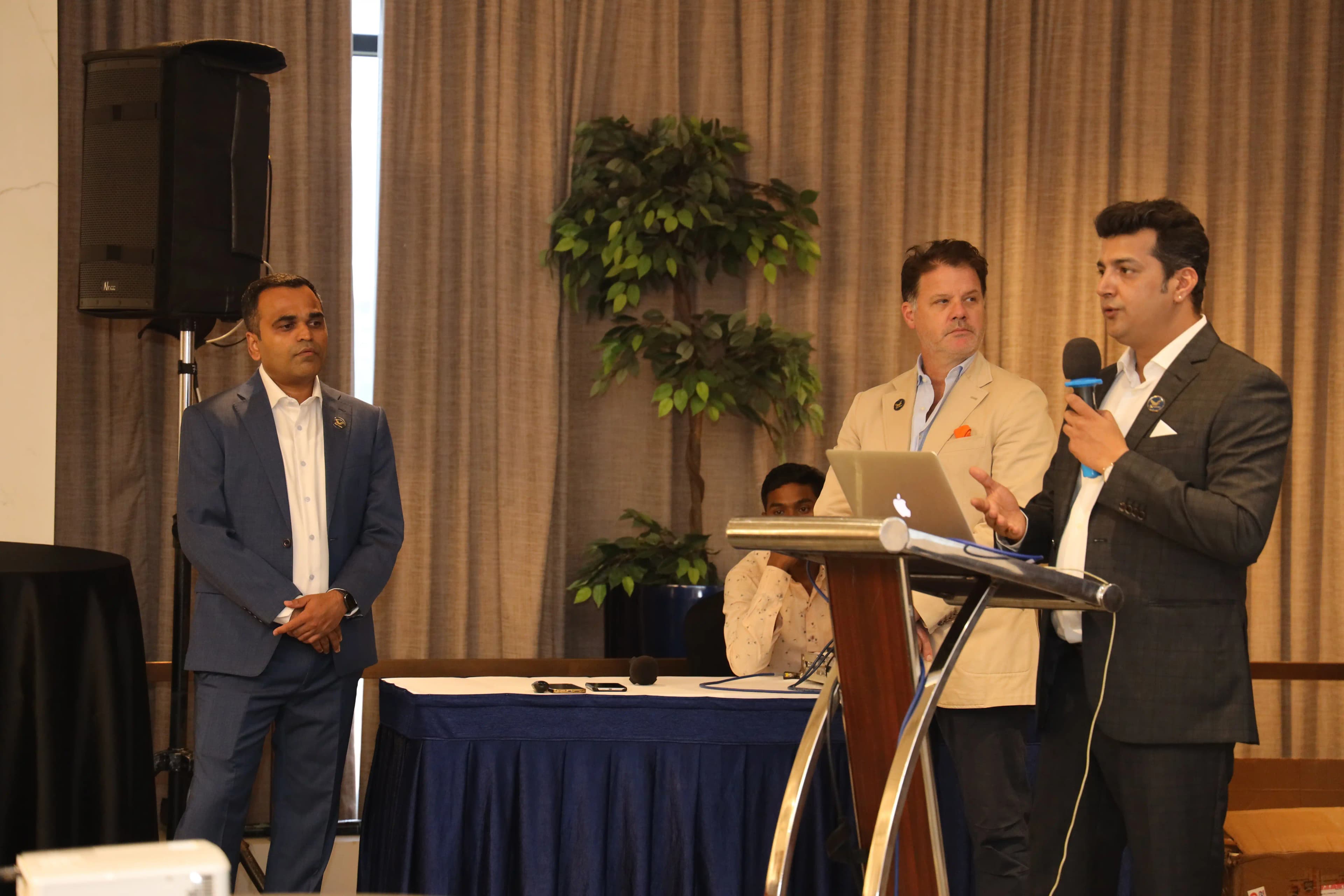 Get a U.S.A Green Card event photo 6